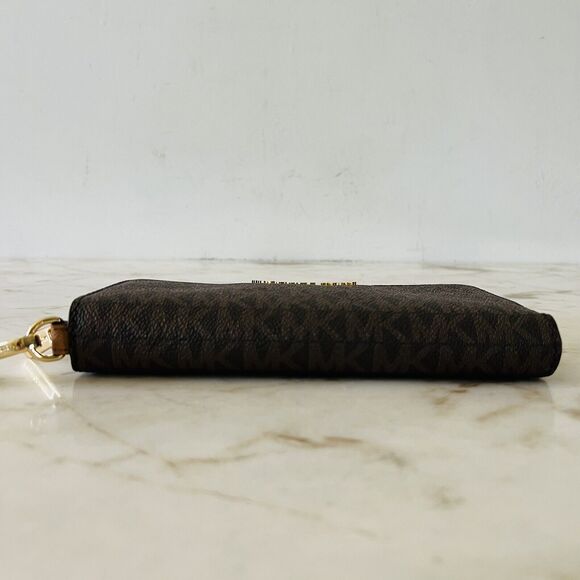 MICHAEL KORS Jet Set Travel Brown Acorn Flat MF Phone Case Zip Wallet Wristlet - Picture 3 of 7